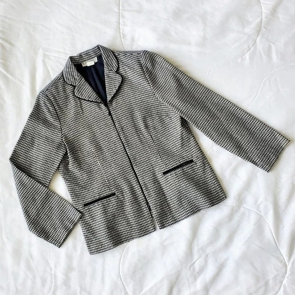 Black and White Jacket (Size 12P)